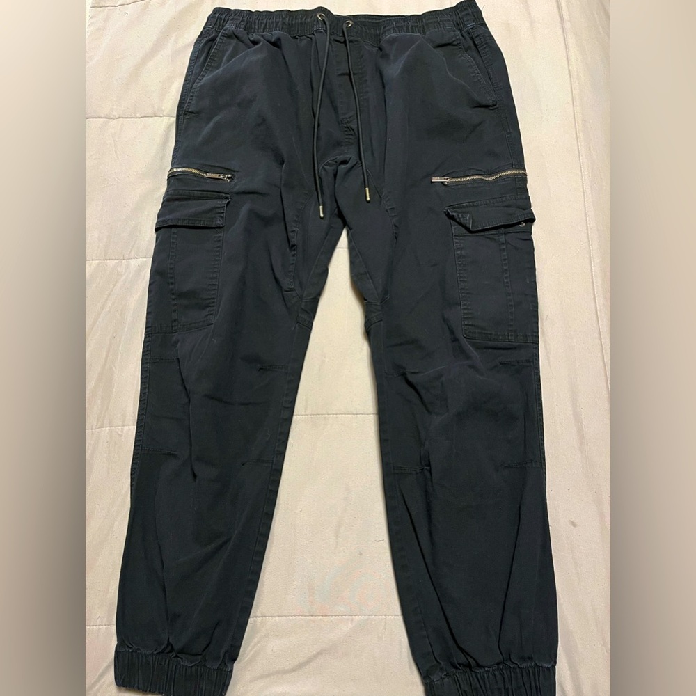 “3XL CSG Black Joggers - Comfort & Style in Great Condition!”